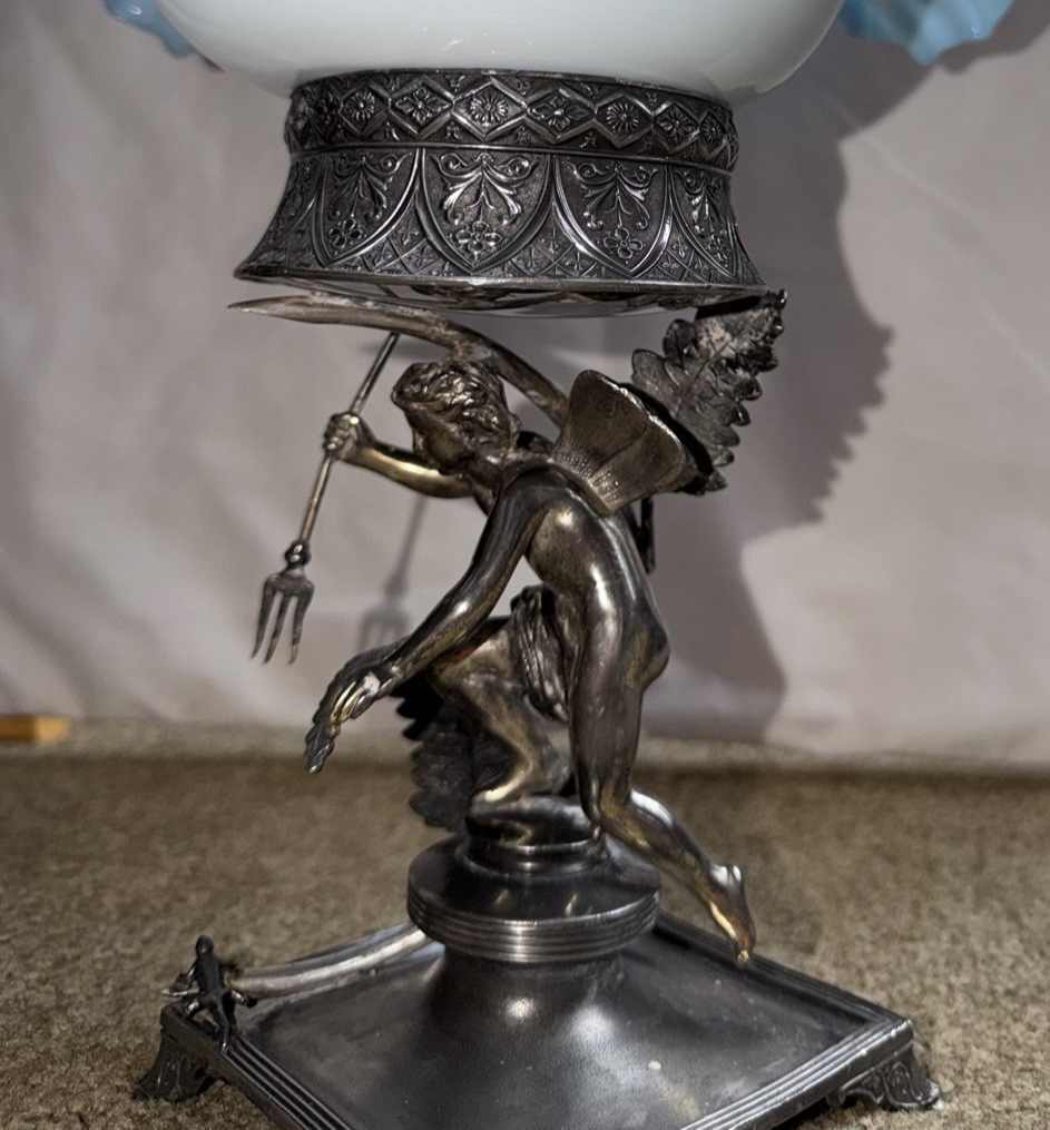 RARE VICTORIAN DERBY SILVER WINGED PUTTI CENTERPIECE GLASS BOWL SILVERPLATE